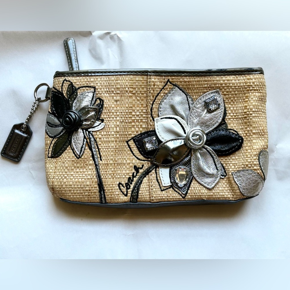Vintage Coach Straw Multi-Leather 3D Floral Applique Zip Wristlet Wallet